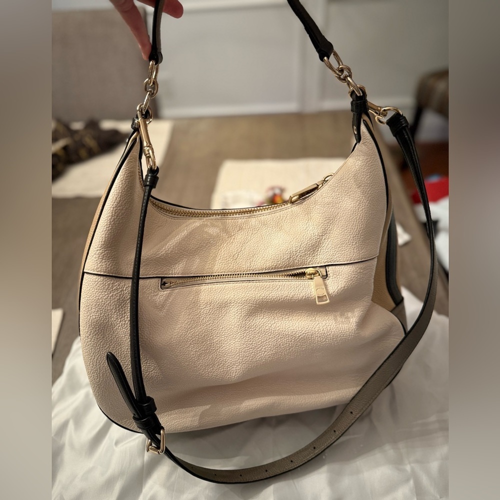 Coach Cream Leather Shoulder Bag- Multi-color Accents - Picture 3 of 13